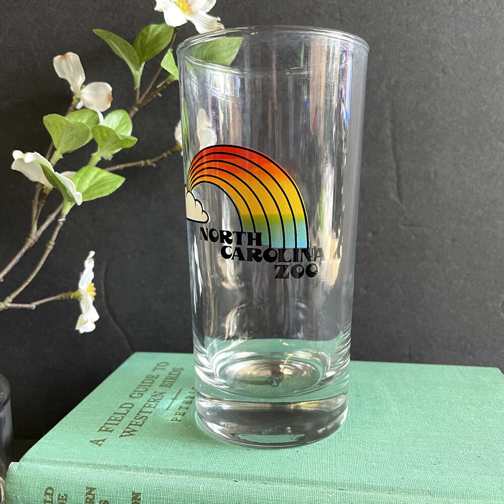 Vintage Rainbow North Carolina Zoo Glass Tumbler